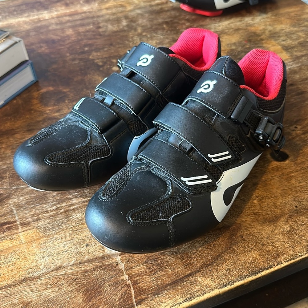 Practically brand new Peloton shoes - size 43.